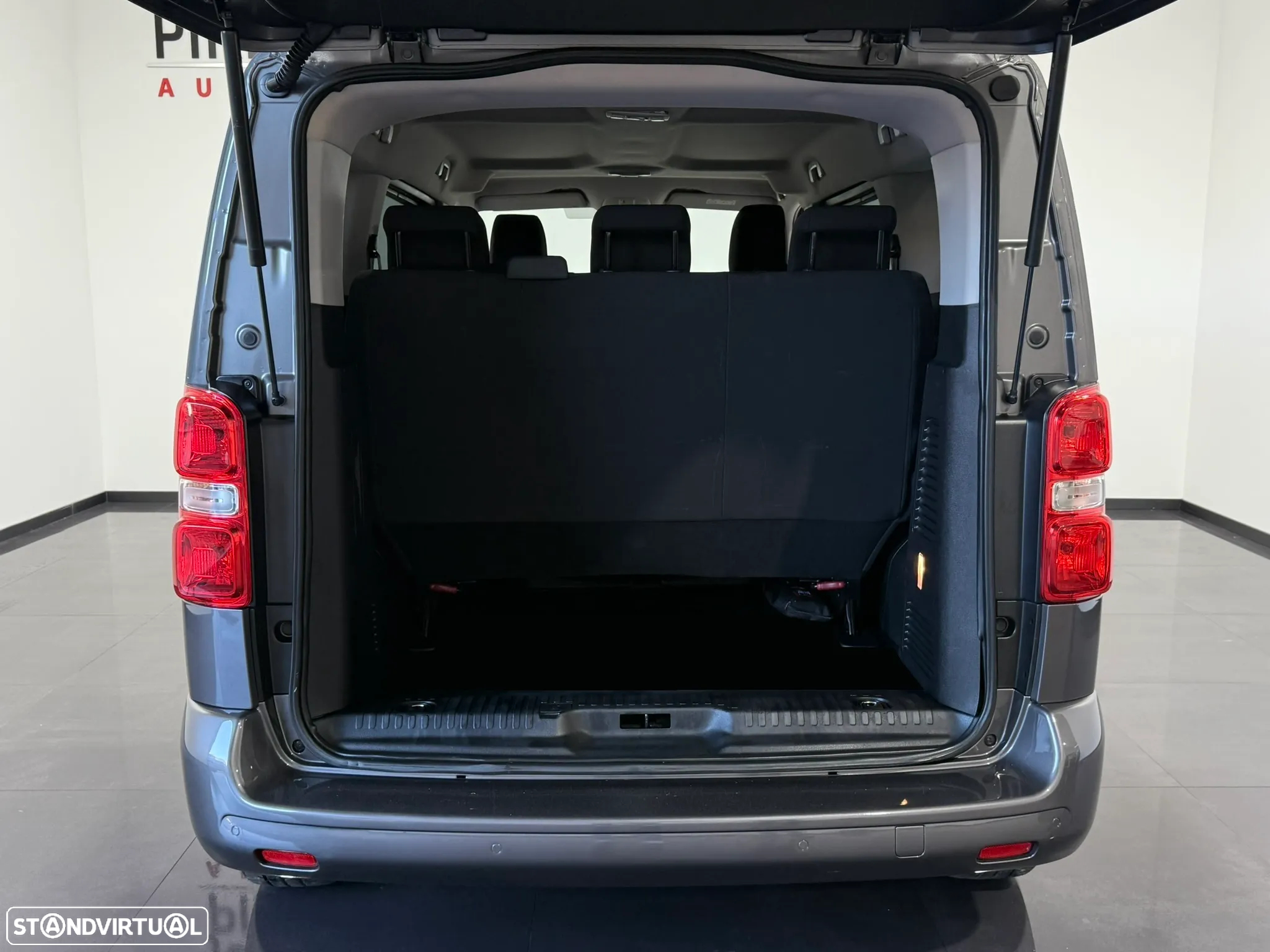 Peugeot Traveller 1.5 BlueHDi L2H1 Active Standard - 35