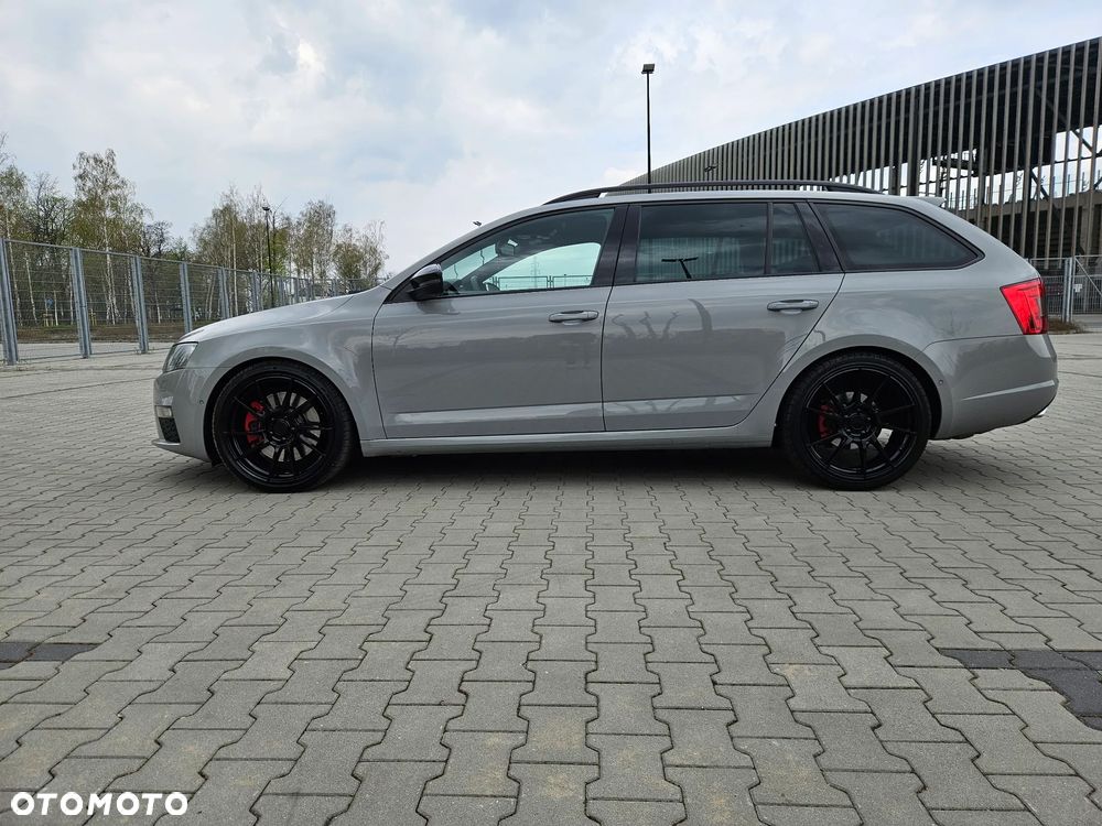 Skoda Octavia 2.0 TDI RS - 12