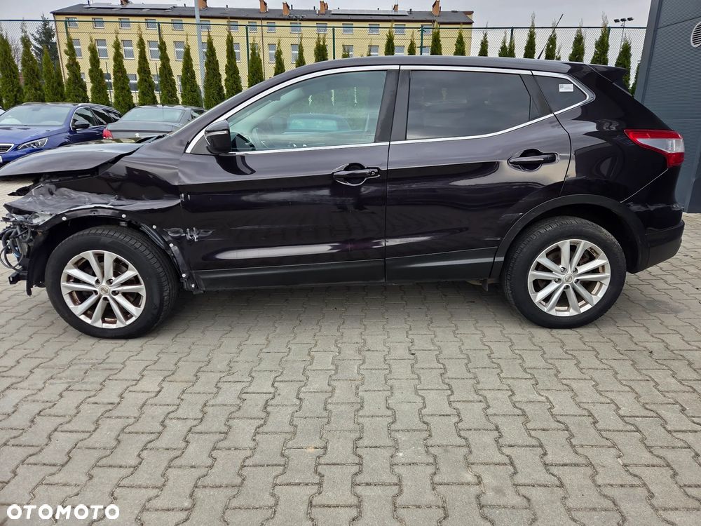 Nissan Qashqai 1.5 dCi DPF visia - 6