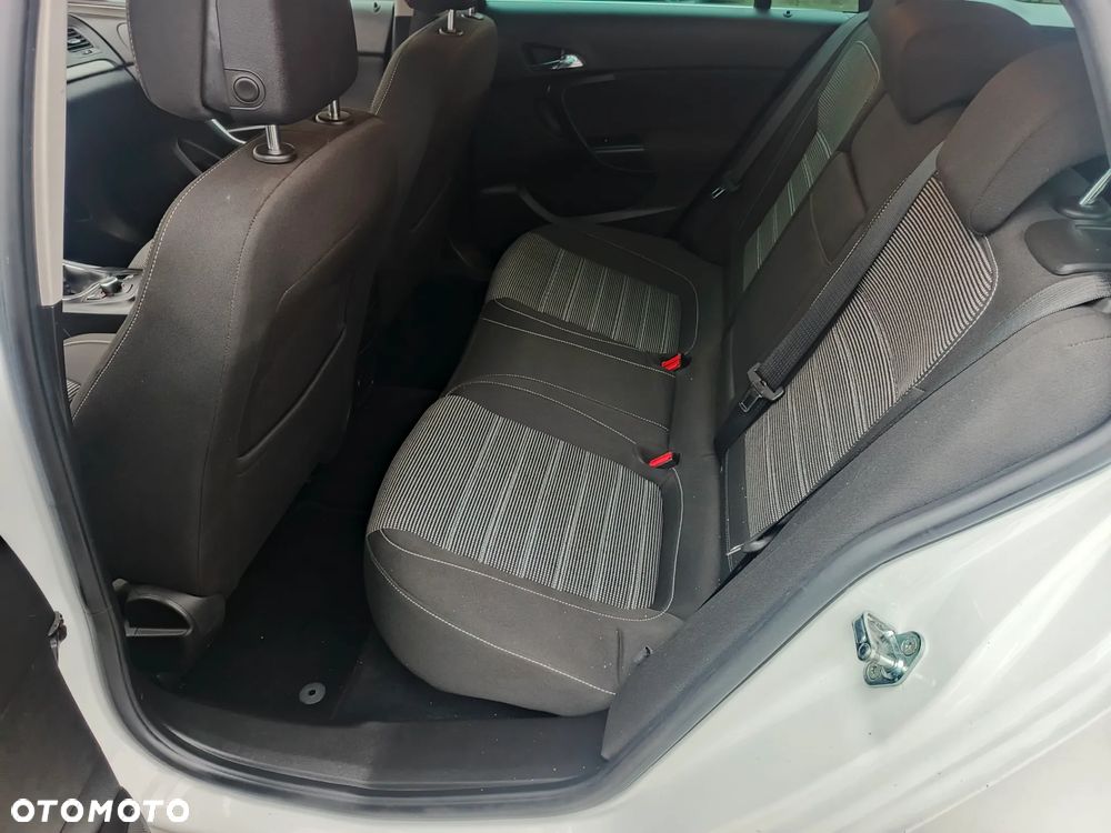 Opel Insignia 2.0 T SportsTourer 4x4 ecoFLEX Start/Stop Design Edition - 15