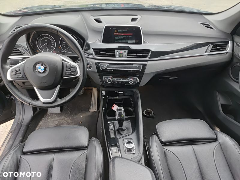 BMW X1 sDrive18i Advantage - 33