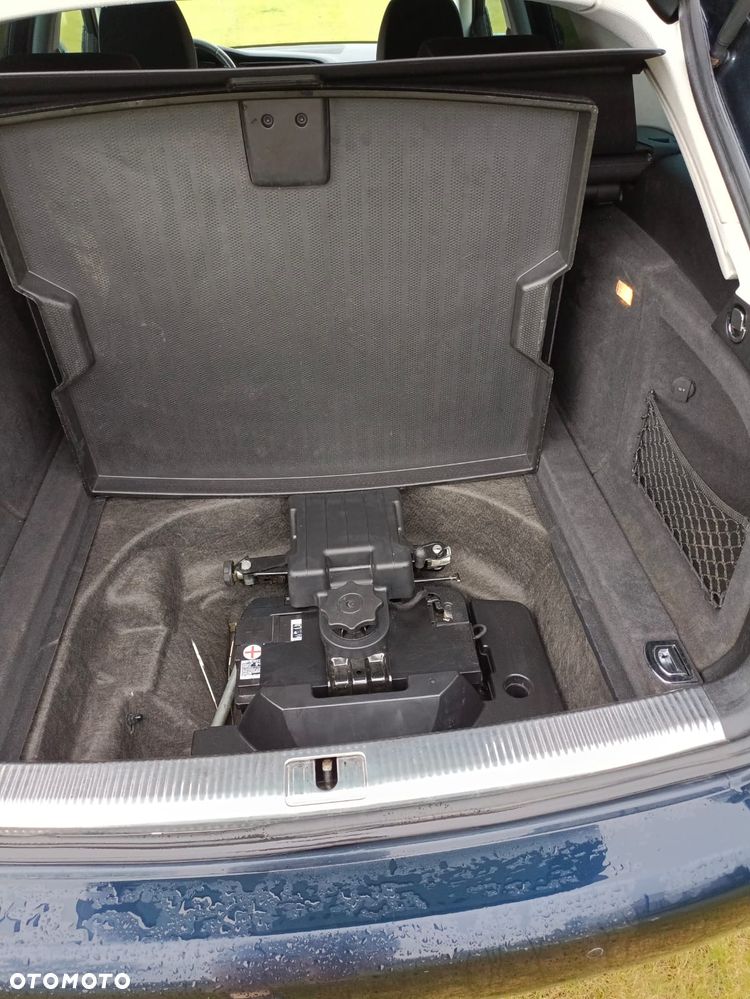 Audi A4 Avant - 10