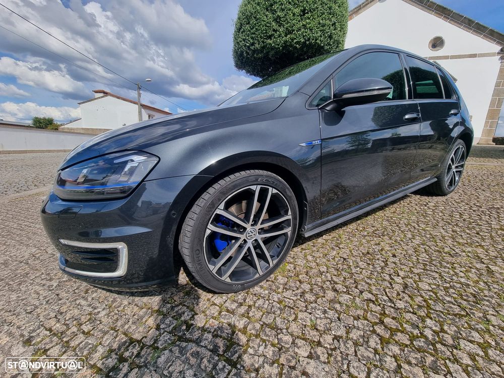 VW Golf 1.4 GTE Plug-In-Hybrid DSG - 5
