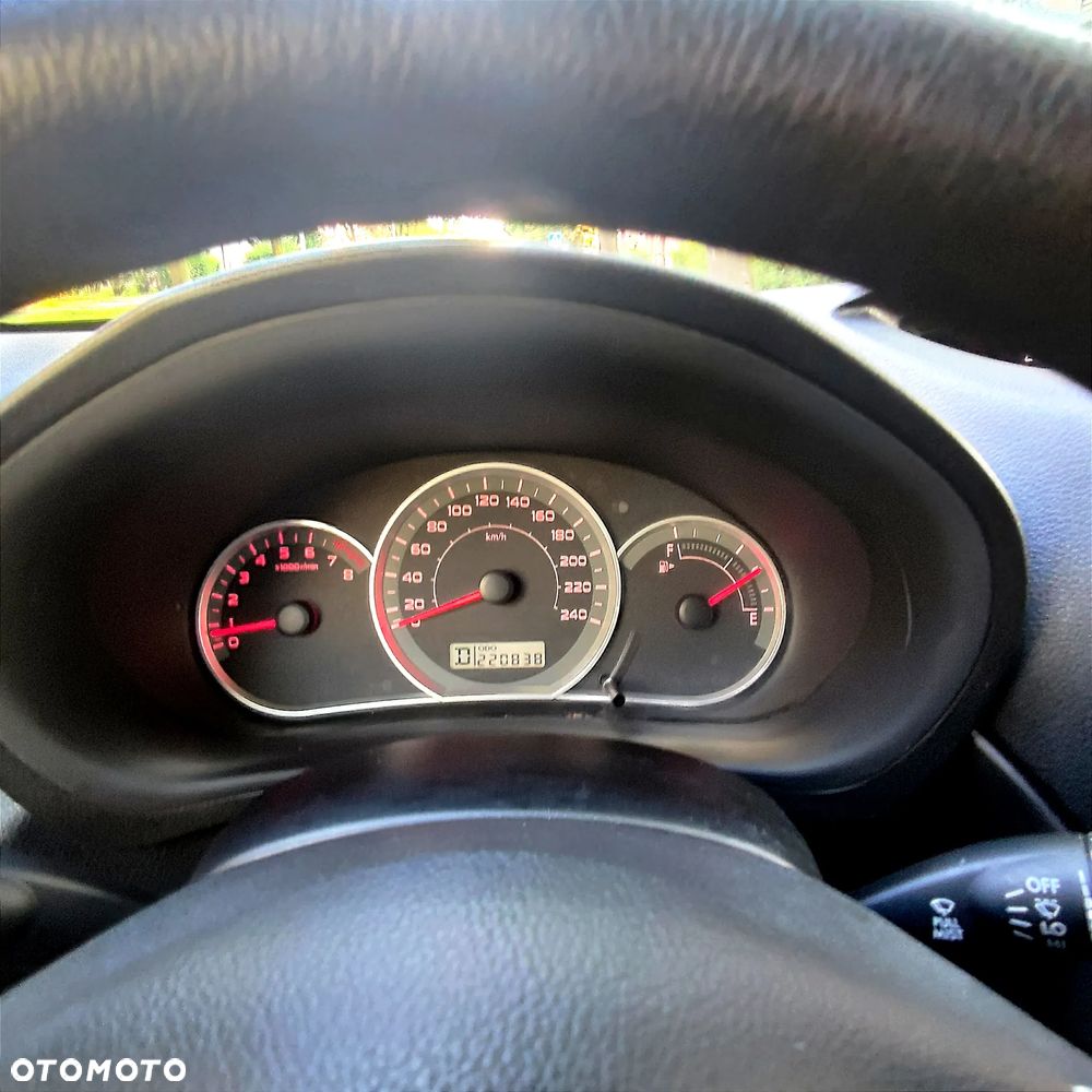 Subaru Impreza - 12