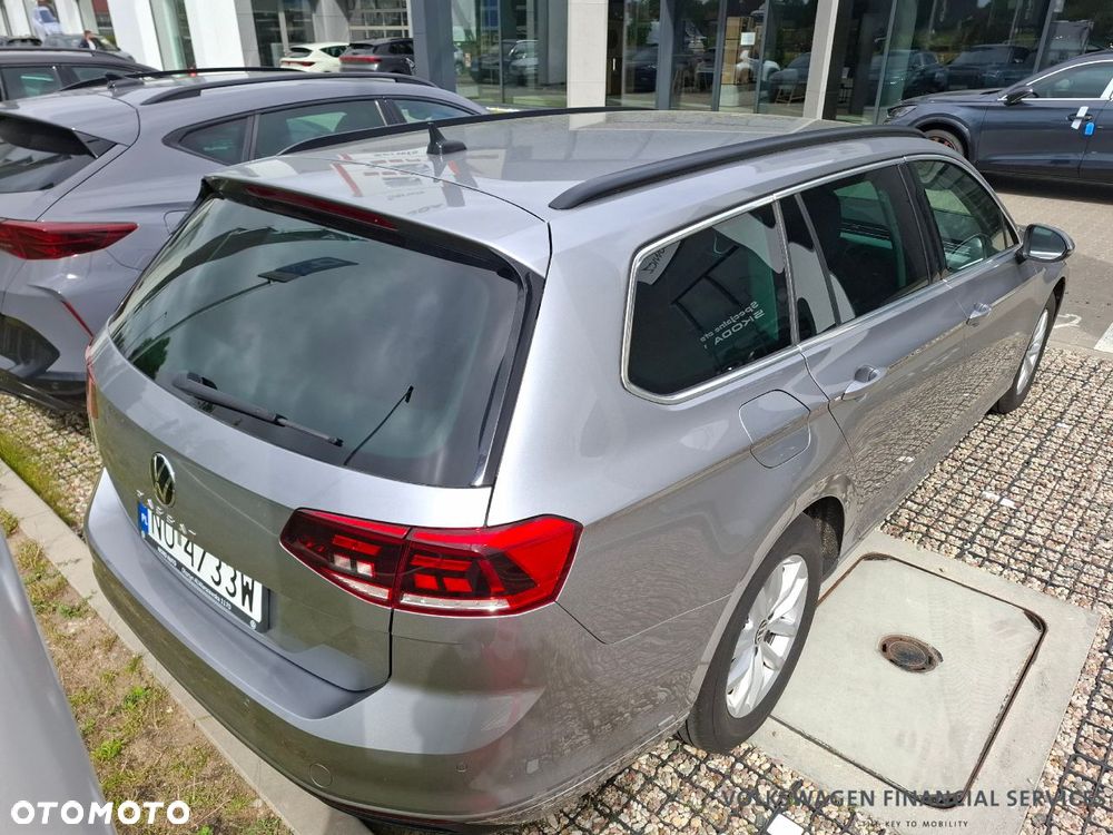 Volkswagen Passat 2.0 TDI EVO Business DSG - 5