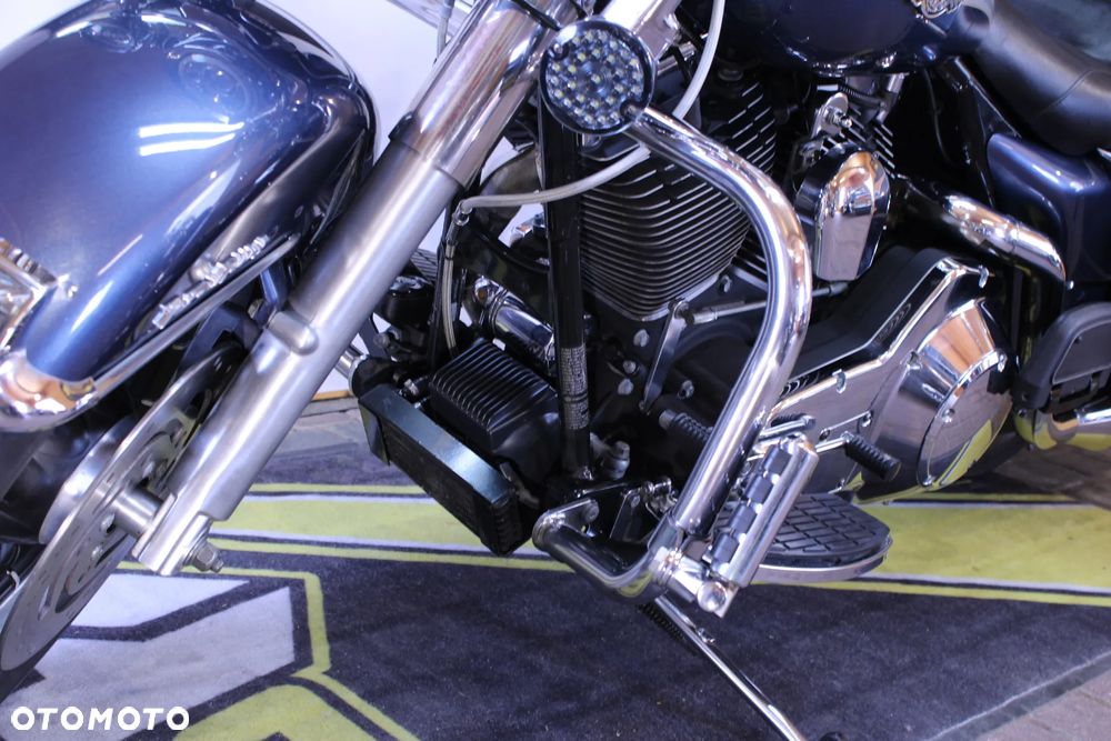 Harley-Davidson Touring Road King - 36