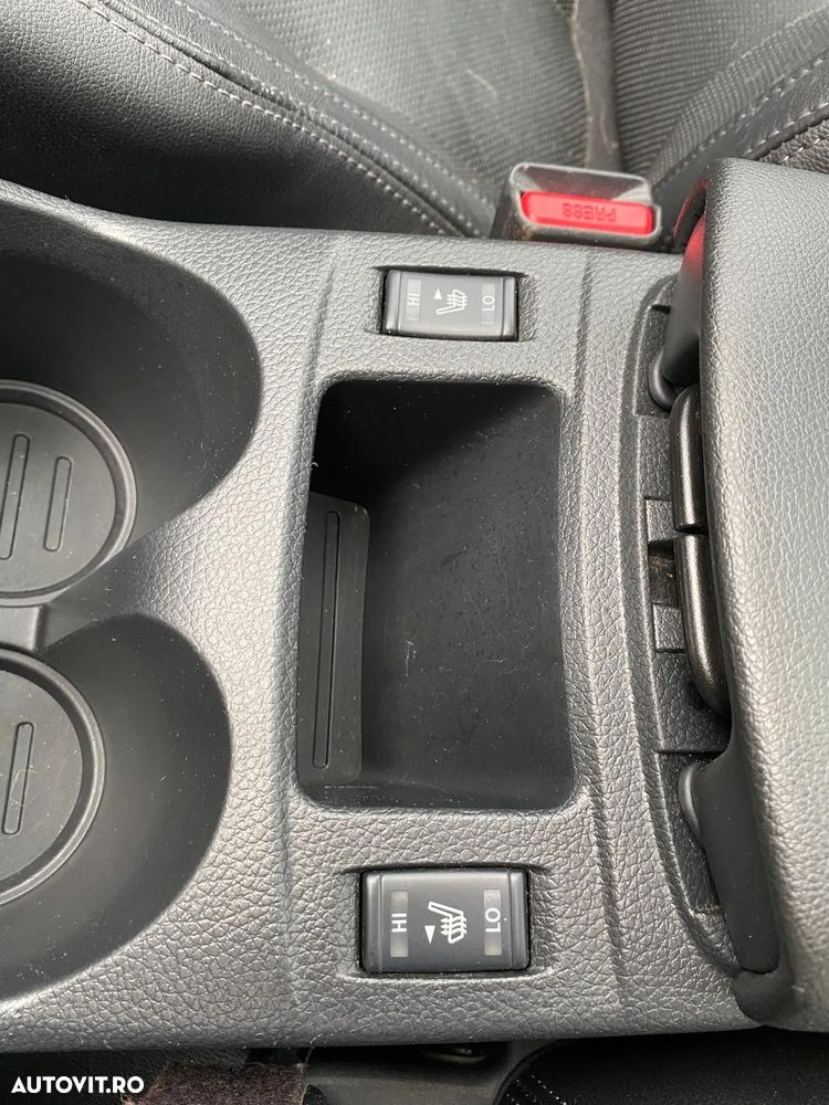 Nissan Qashqai 1.6 DCI Xtronic TEKNA - 18