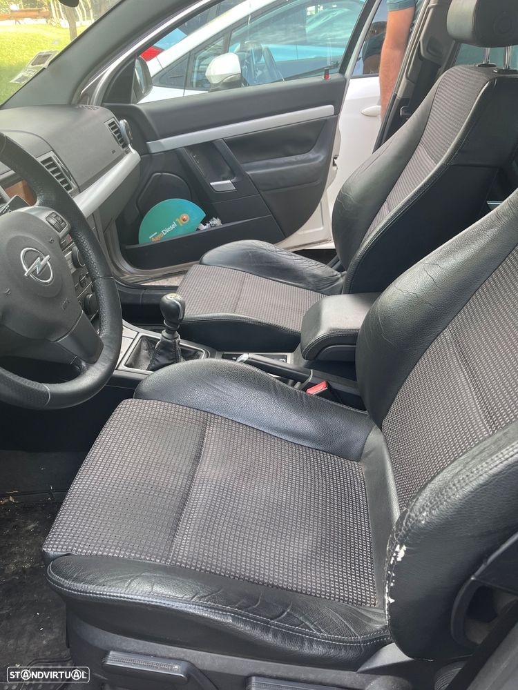 Opel Vectra Caravan 1.9 CDTi Sport - 8