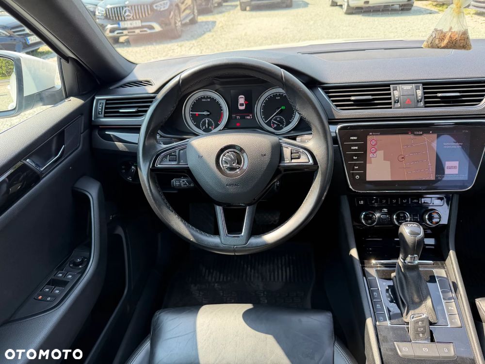 Skoda Superb 2.0 TDI DSG L&K - 33
