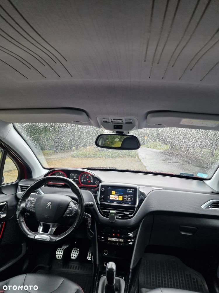 Peugeot 2008 1.2 Pure Tech Crossway S&S - 17