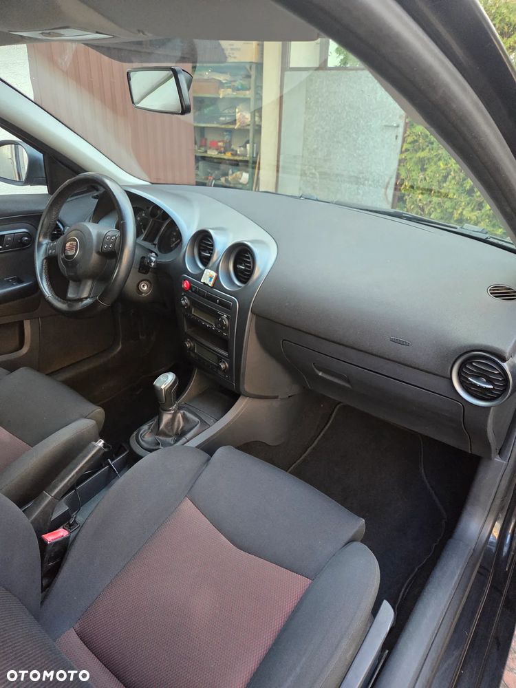 Seat Ibiza SC 1.4 16V Reference - 7