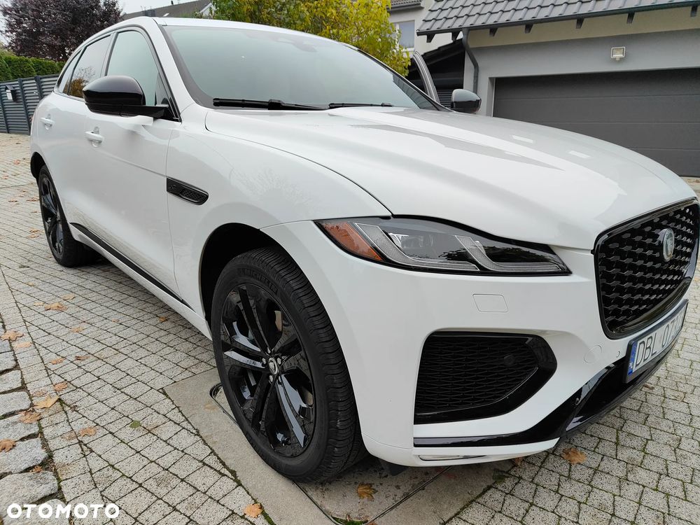 Jaguar F-Pace P250 AWD R-Dynamic S - 8