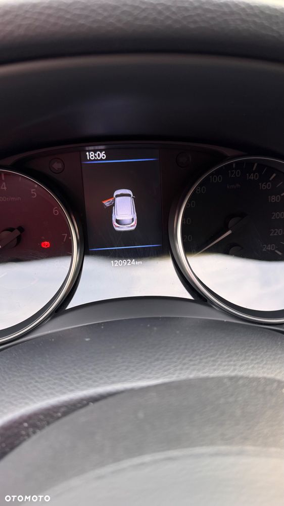 Nissan Qashqai 1.3 DIG-T MHEV N-Connecta - 12