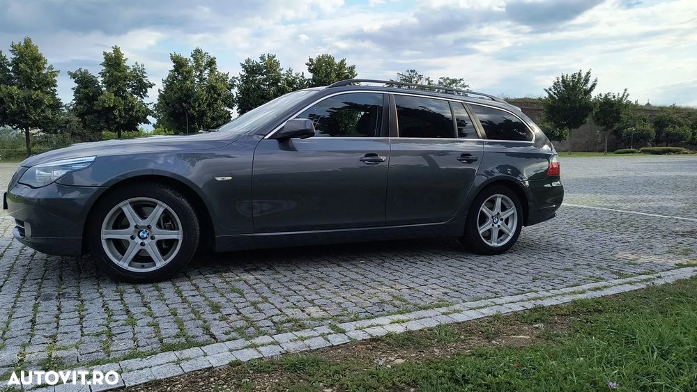 BMW Seria 5 520d - 12