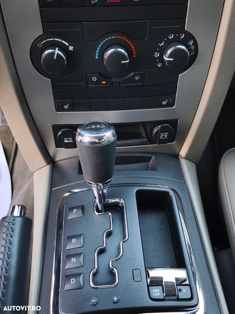 Jeep Grand Cherokee 3.0 CRD Automatik DPF Laredo - 27