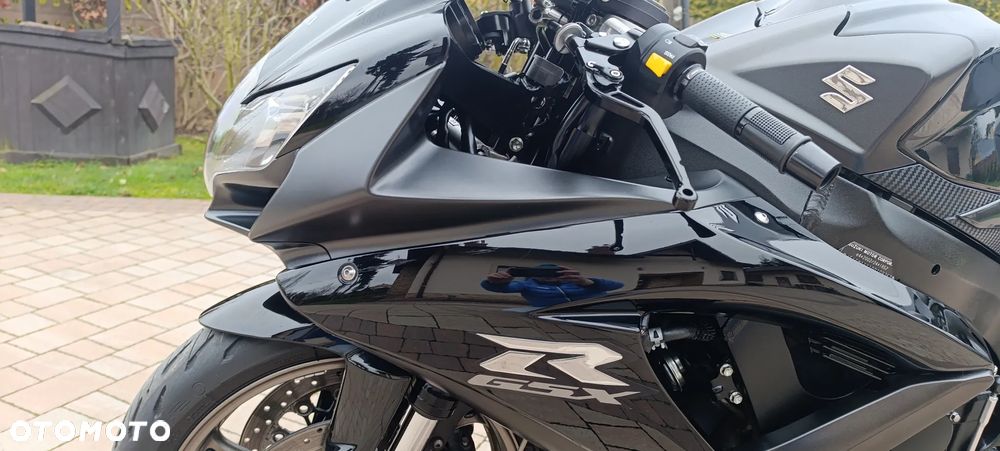 Suzuki GSX-R - 40
