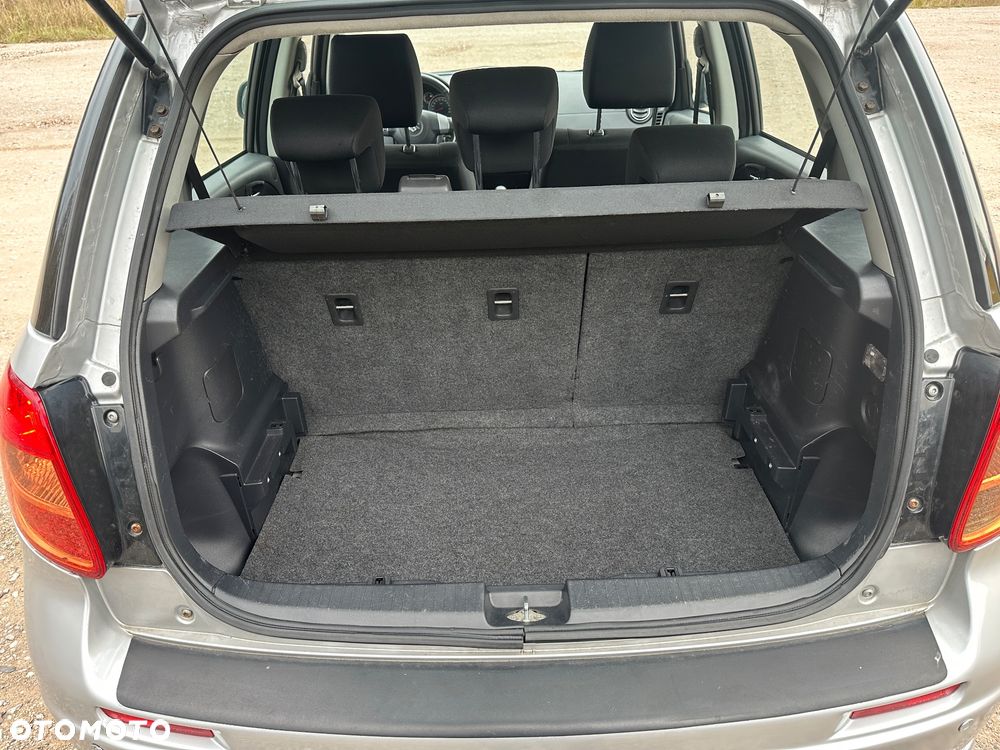 Suzuki SX4 - 14
