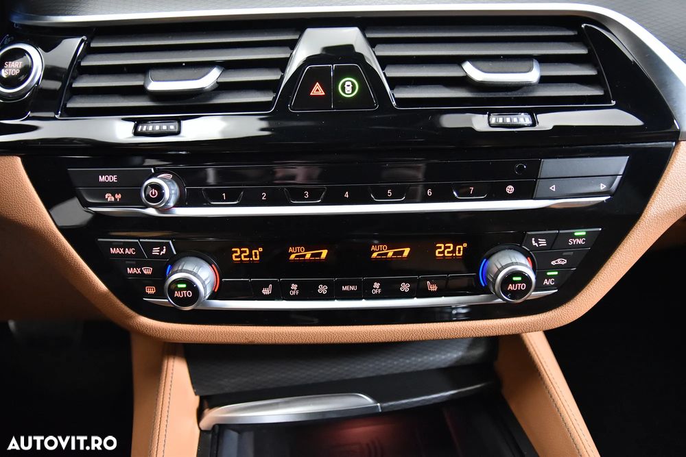BMW Seria 5 530e Aut. M Sport Edition - 19