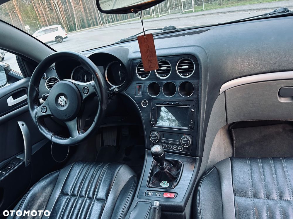 Alfa Romeo Brera 2.4JTDM - 8