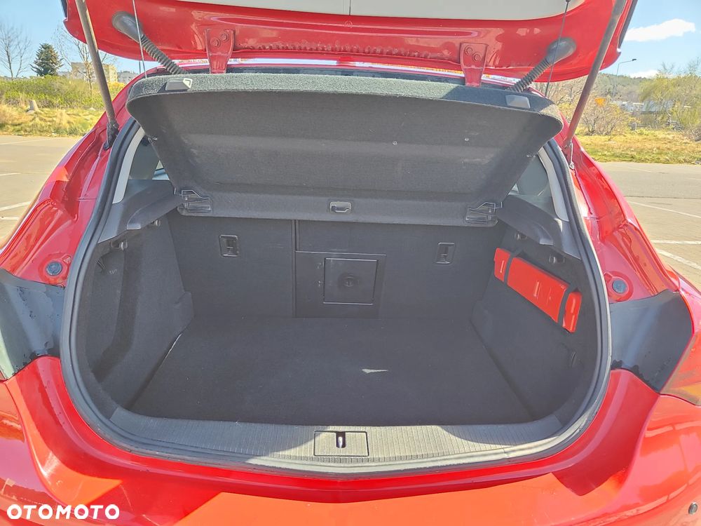Opel Astra 1.4 T Cosmo - 18