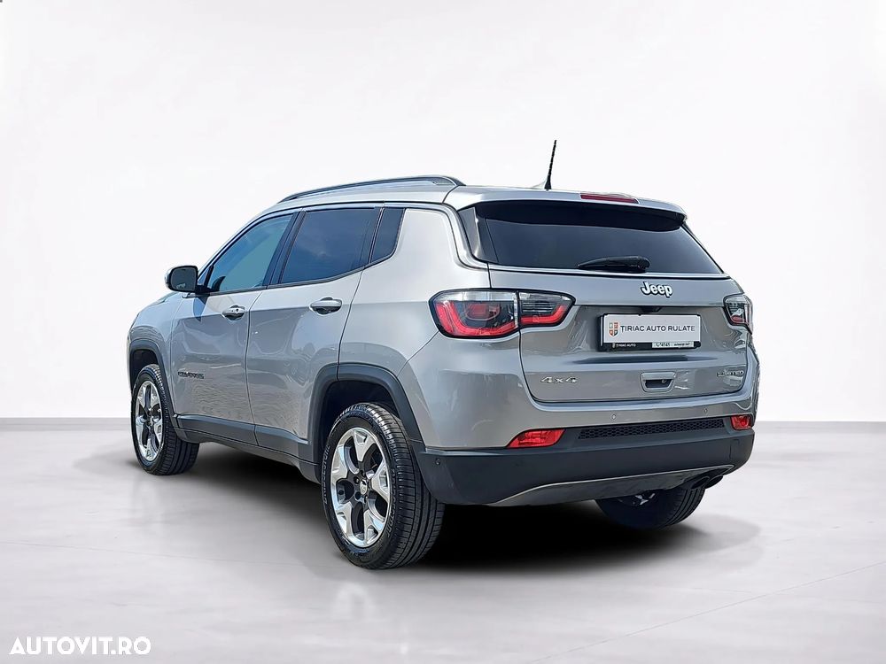 Jeep Compass - 4