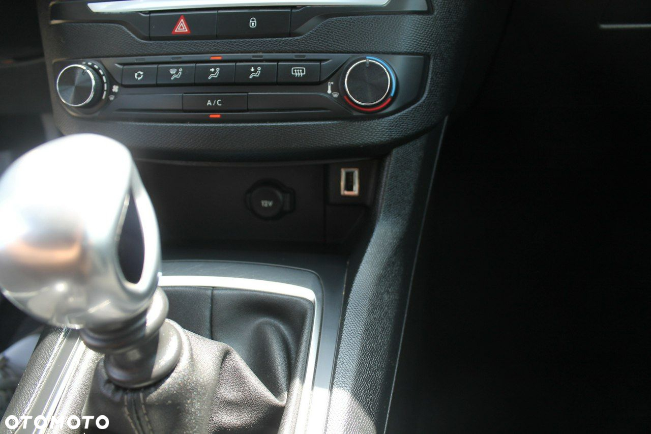 Peugeot 308 - 17