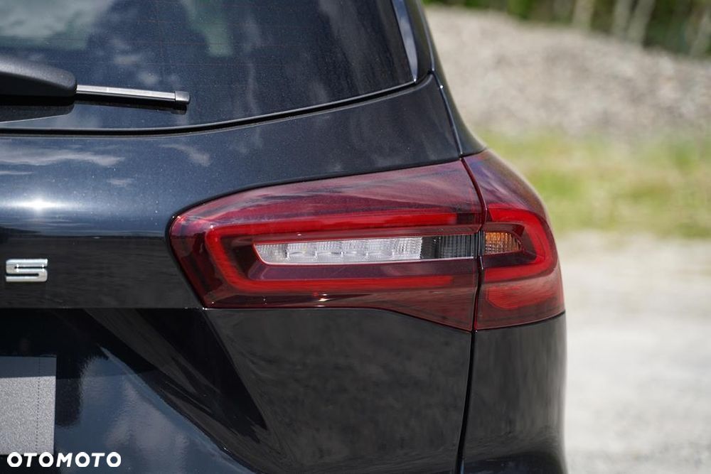 Ford Focus 1.0 EcoBoost mHEV ST-Line X - 32