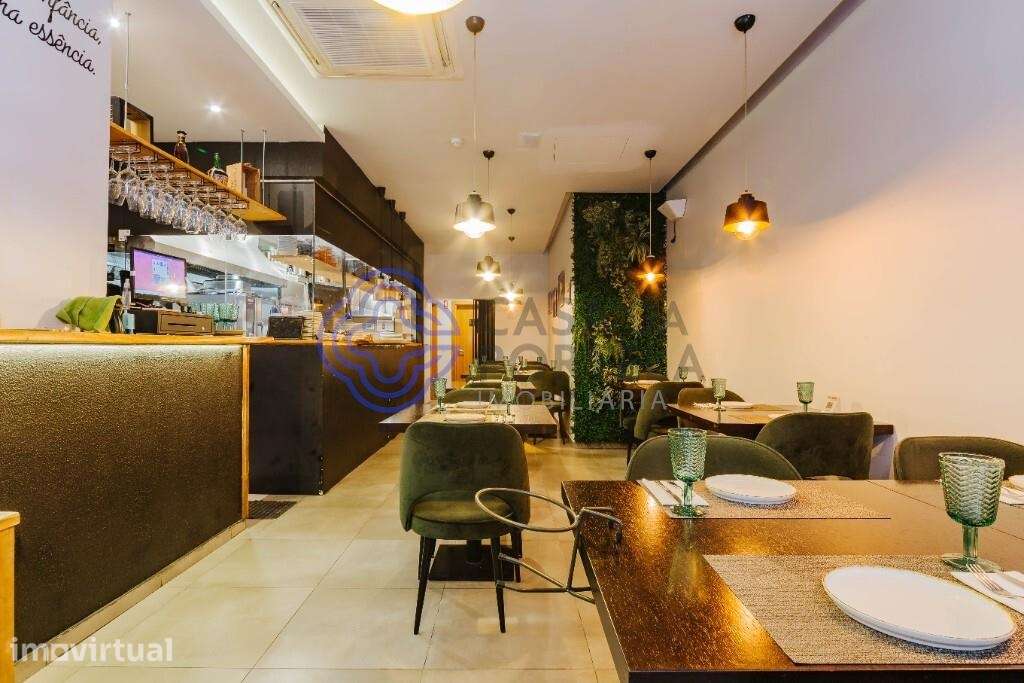 Restaurante renovado para trespasse nas Colinas do Cruzeiro com esplan - Grande imagem: 2/36