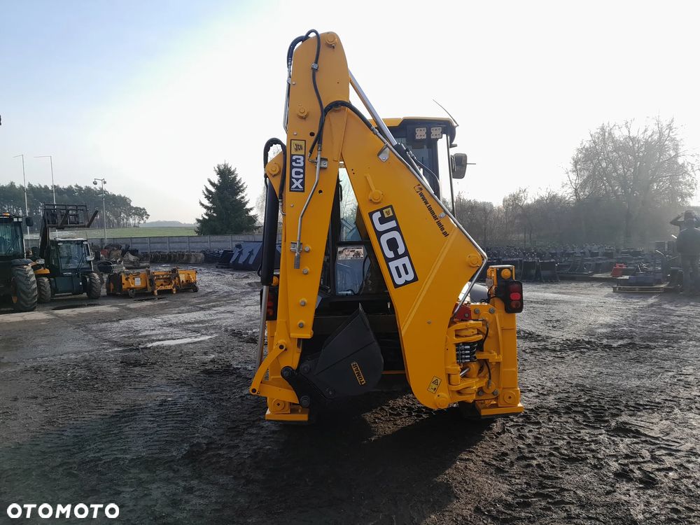 JCB 3CX COMPACT 2022R - 8