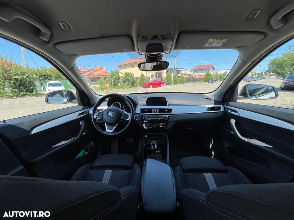 BMW X1 xDrive20d Aut. Sport Line - 4