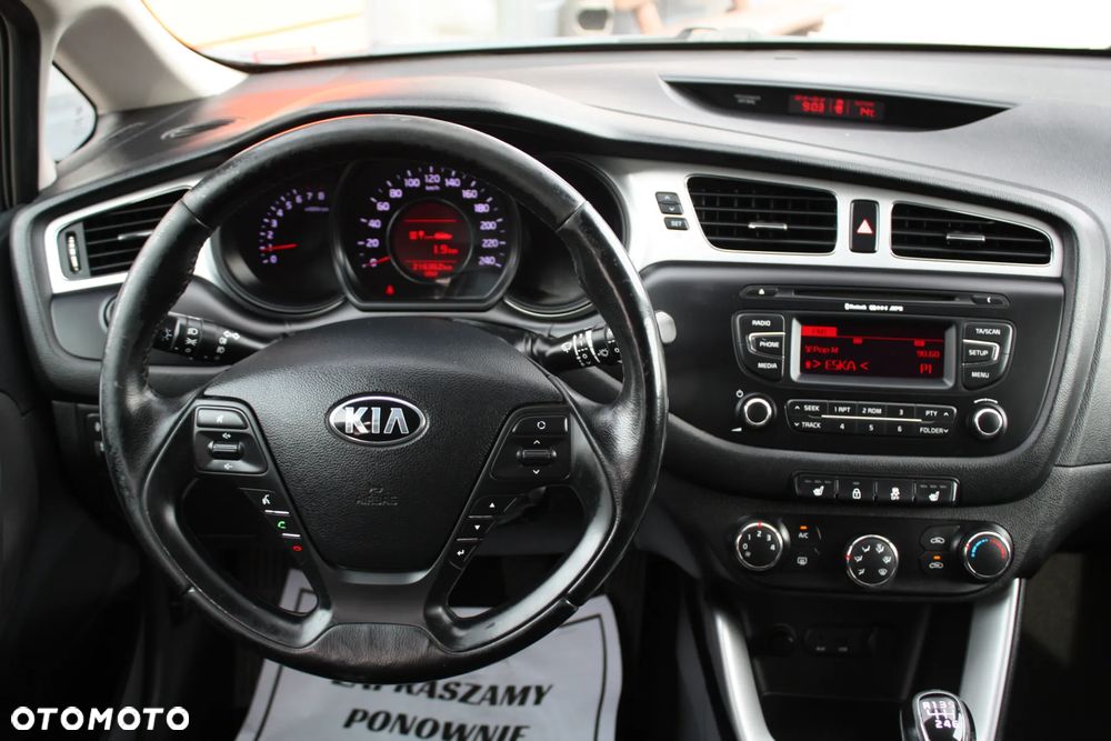 Kia Ceed 1.4 CVVT Vision - 23