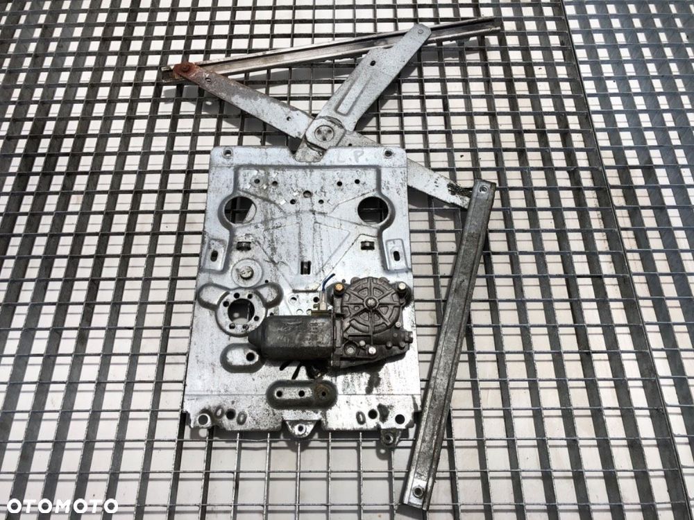 PODNOŚNIK SZYBY LEWY PRZÓD  VOLVO FH12 1993 - 2022 FH 12/380 279 kW [379 KM] 6x2/4 1993 - 2005 - 2