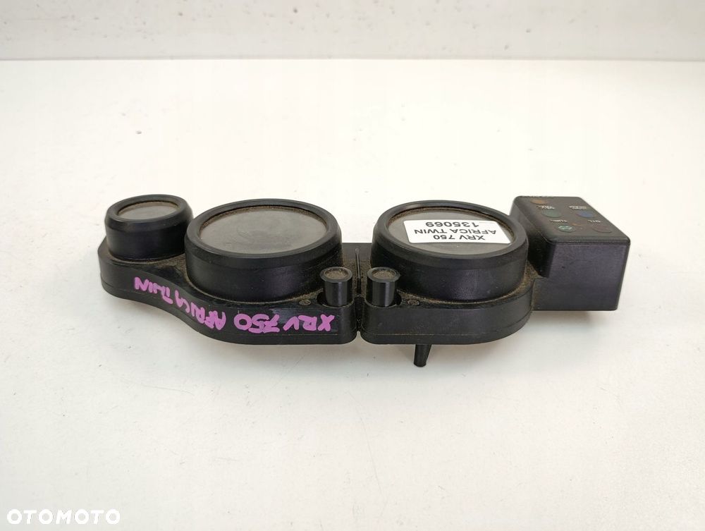 HONDA XRV 750 AFRICA TWIN OBUDOWA LICZNIKA - 4