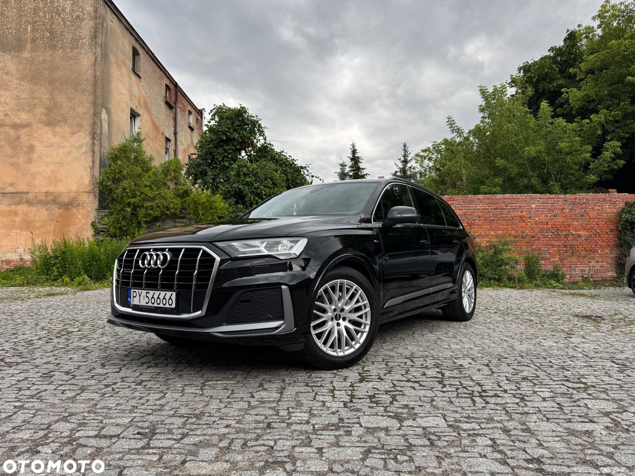 Audi Q7 - 1