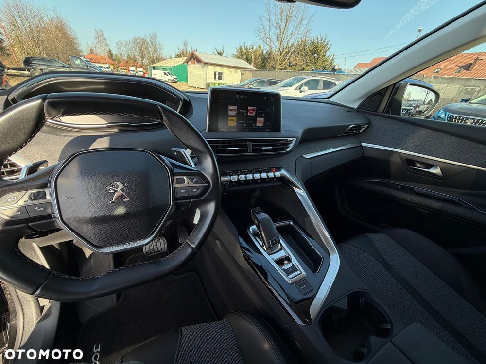 Peugeot 3008 BlueHDi 130 Stop & Start EAT8 Allure - 28