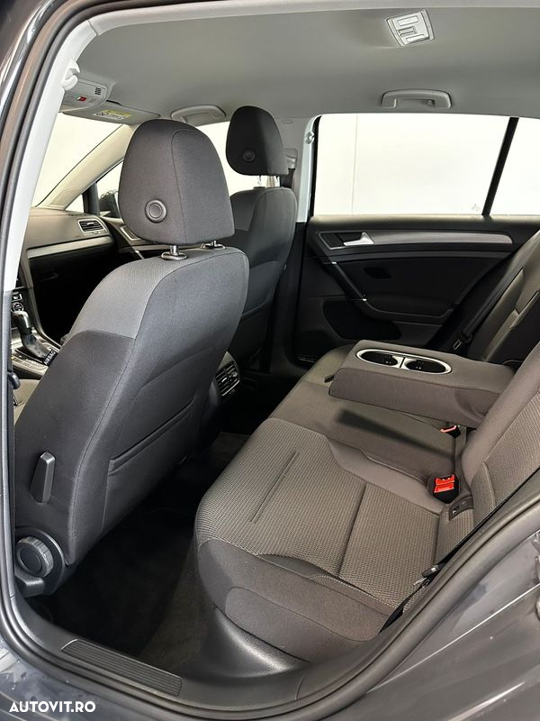 Volkswagen Golf e-Golf - 8