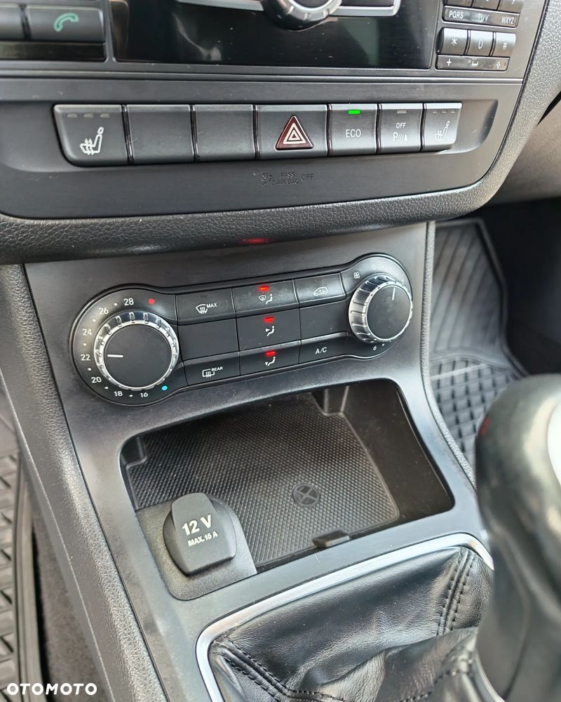 Mercedes-Benz Klasa B 180 BlueEFFICIENCY Edition Style - 25