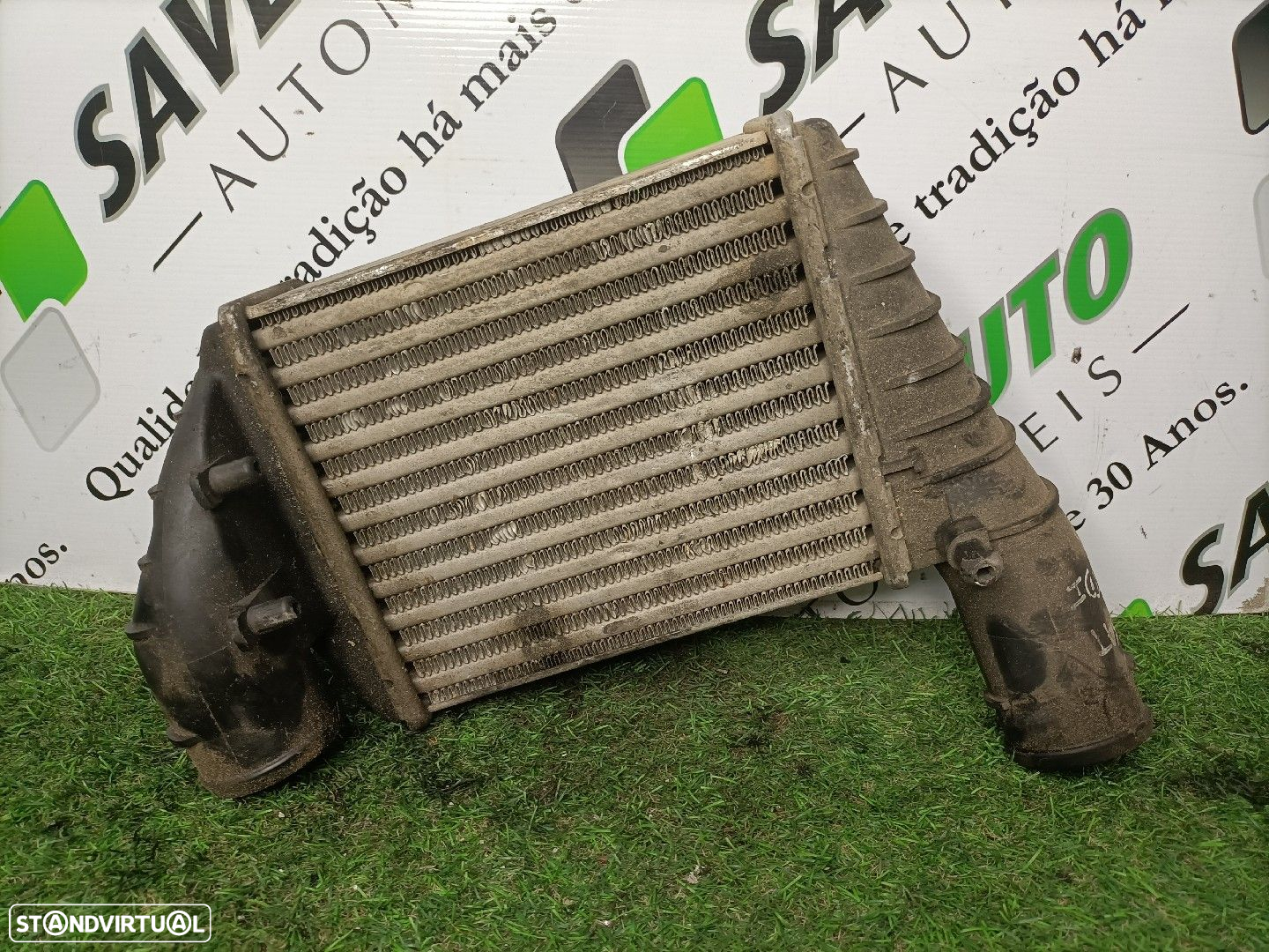 Radiador Intercooler Volkswagen Passat Variant (3B5) - 2