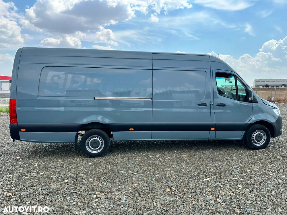 Mercedes-Benz Sprinter - 4