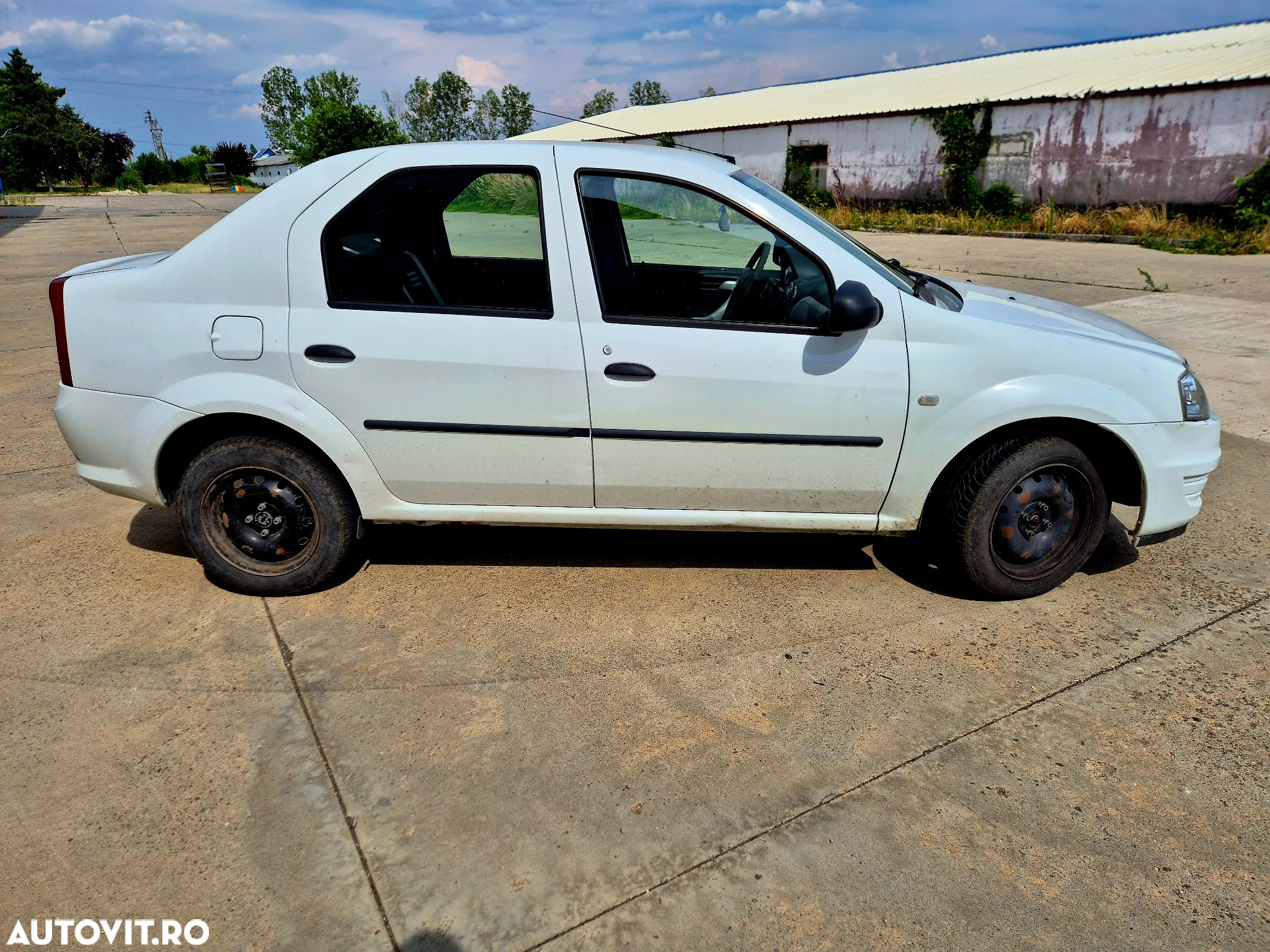 Dacia Logan - 3