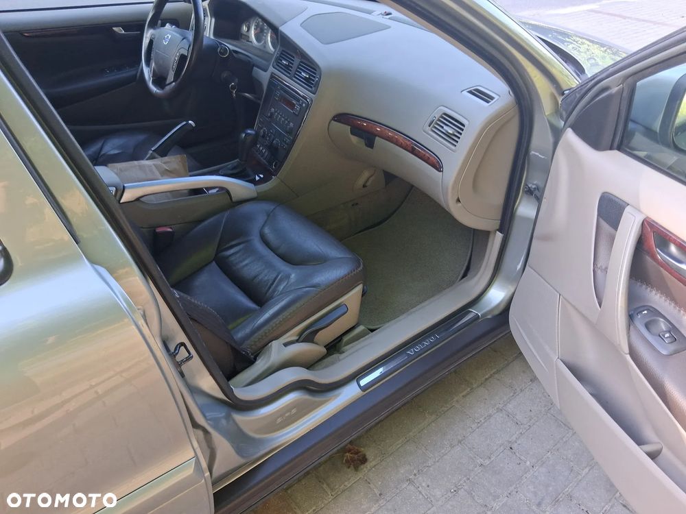 Volvo XC 70 - 13