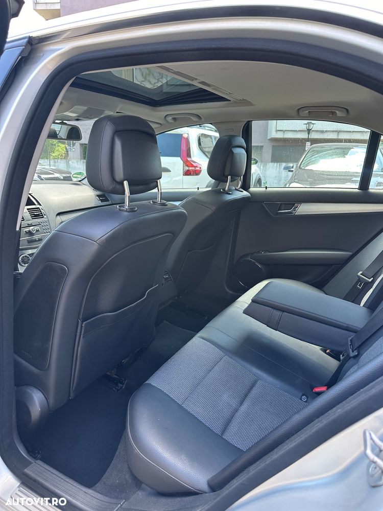 Mercedes-Benz C 220 CDI DPF Automatik BlueEFFICIENCY Avantgarde - 8