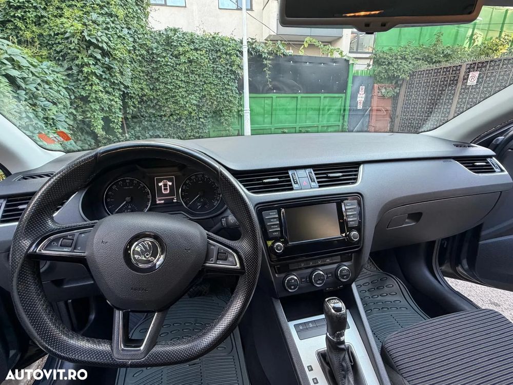 Skoda Octavia - 1