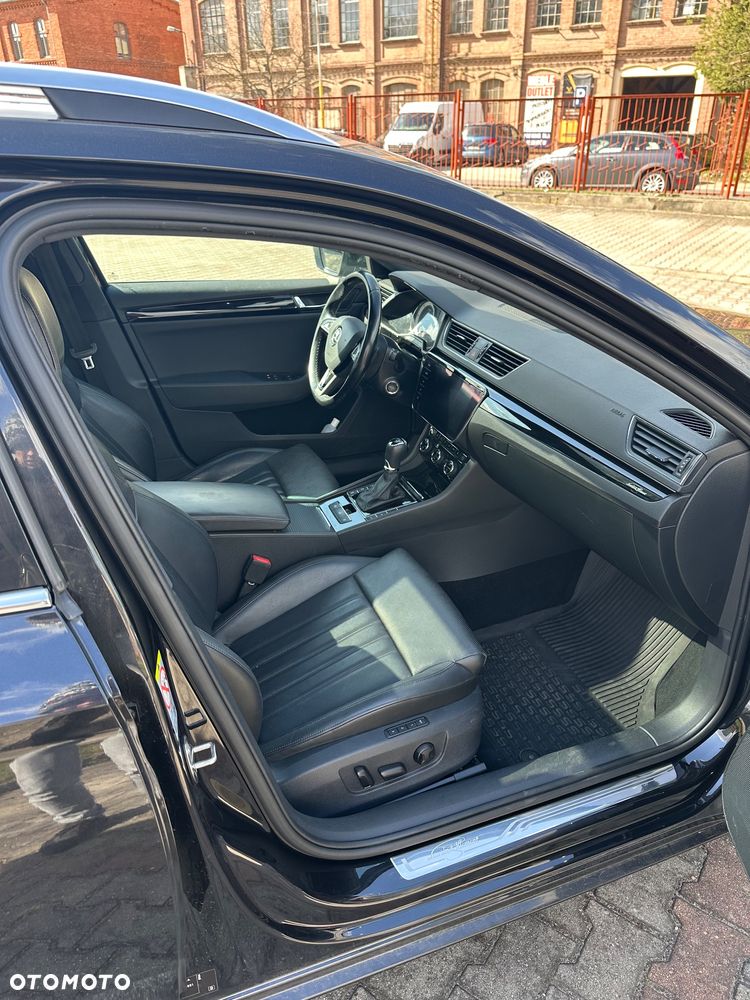 Skoda Superb 2.0 TDI L&K DSG - 10