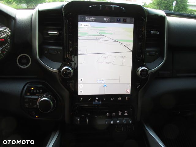 RAM 1500 Crew Cab Shortbed Bighorn - 16