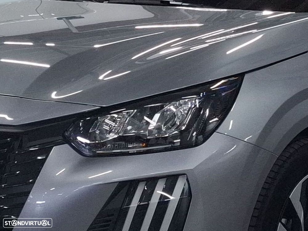 Peugeot 208 1.2 Hybrid Style e-DCS6 - 16