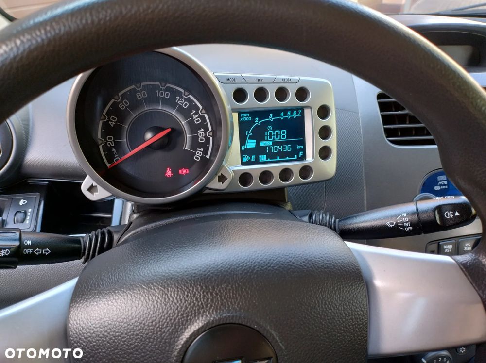 Chevrolet Spark 1.2 LT - 26