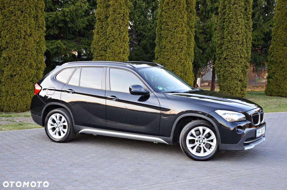 BMW X1 sDrive18d Sport Line - 16