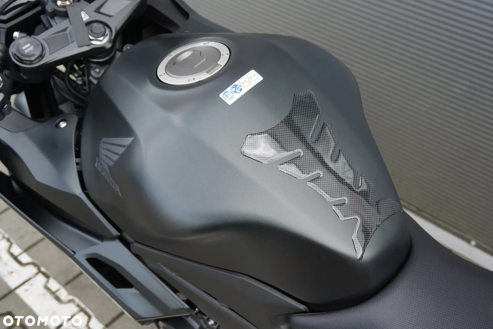 Honda CBR - 7