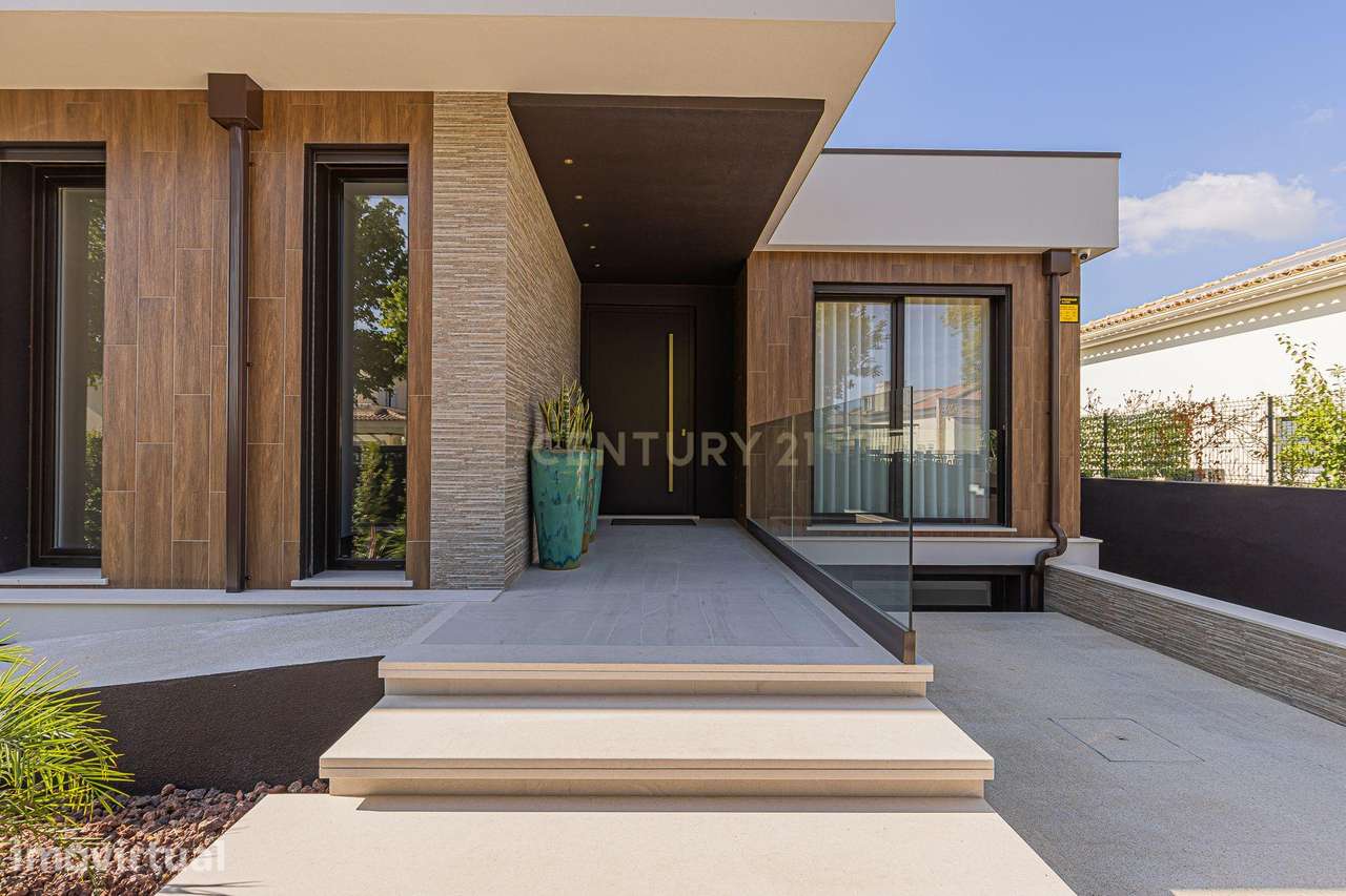 Moradia T4 de luxo, lote de gaveto 805m2,  com cave e piscina. - Grande imagem: 4/53